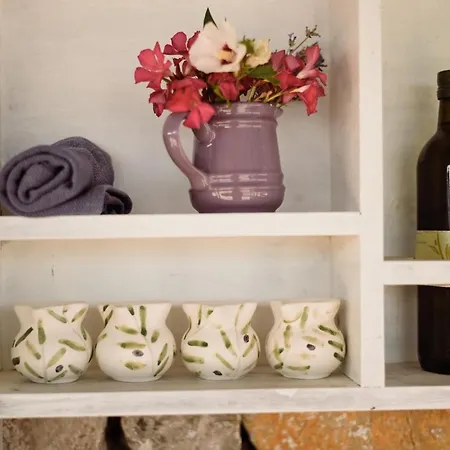 Heritage Stonehouse Jure بيت للعطل *