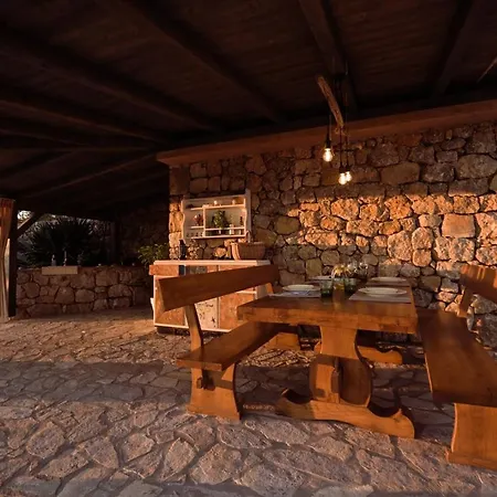 Heritage Stonehouse Jure * Vrh (Krk)