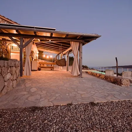 Heritage Stonehouse Jure بيت للعطل Vrh (Krk)