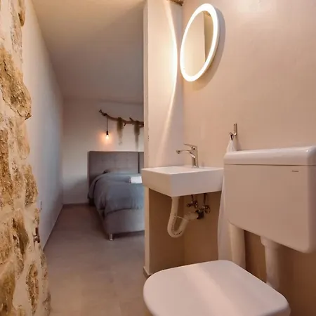 Heritage Stonehouse Jure Vrh (Krk)