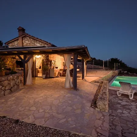 Holiday home Heritage Stonehouse Jure