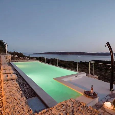 Heritage Stonehouse Jure *