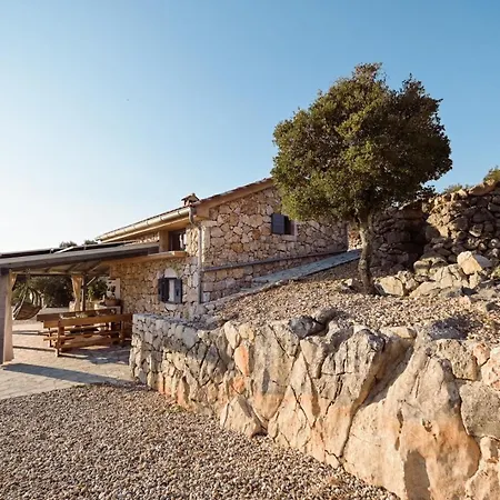 Heritage Stonehouse Jure * Vrh (Krk)