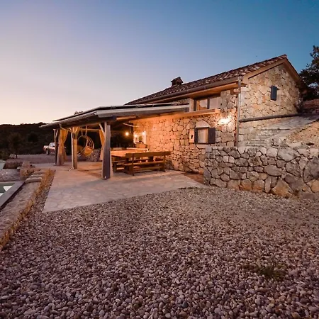 Heritage Stonehouse Jure Casa de Férias Vrh (Krk)