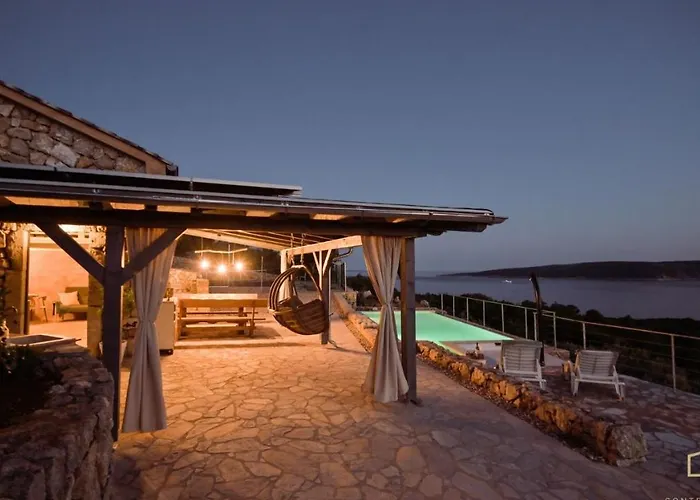 Case de vacanță Heritage Stonehouse Jure