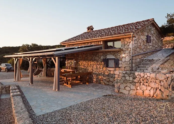 Case de vacanță Heritage Stonehouse Jure