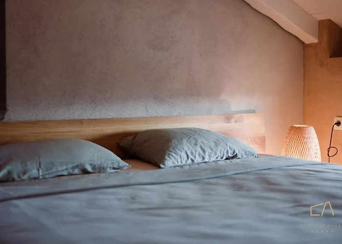 Case de vacanță Heritage Stonehouse Jure