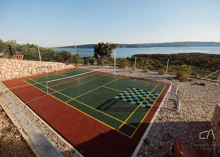 Heritage Stonehouse Jure Case de vacanță